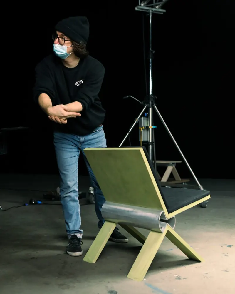 Maciej Thiem on set